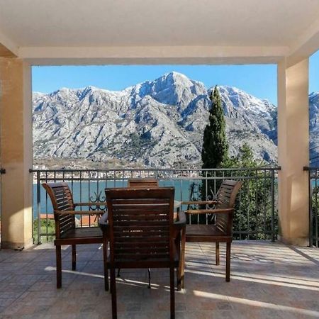 Sun Apartment Kotor Exterior foto